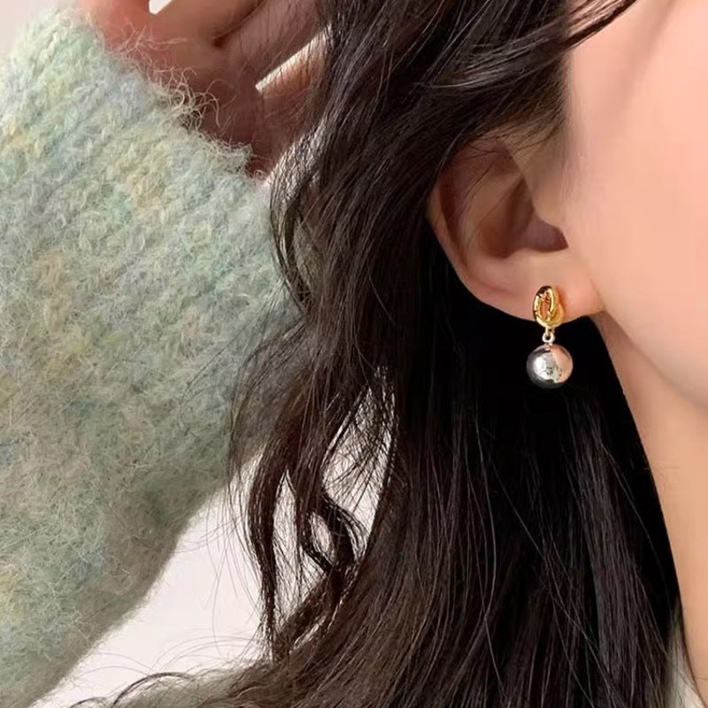 Niche S925 Sterling Silver Needle Elegant High-End Earrings for Women, Color-Block Knot Rope Round Ball Studs, Fashionable Minimalist Style, Light Luxury