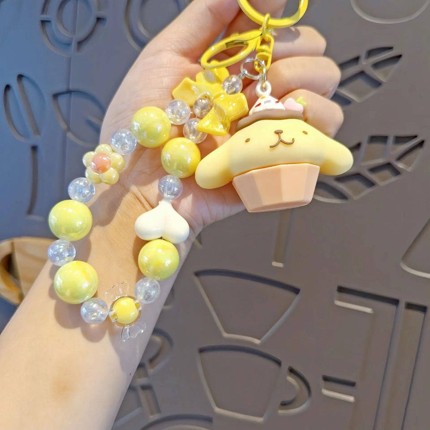 Sanrio Beaded Keychain Hello Kitty Cinnamoroll Kuromi Cute Cartoon Doll Pendant Phone Chain Keychains Bag Pendant Accessories