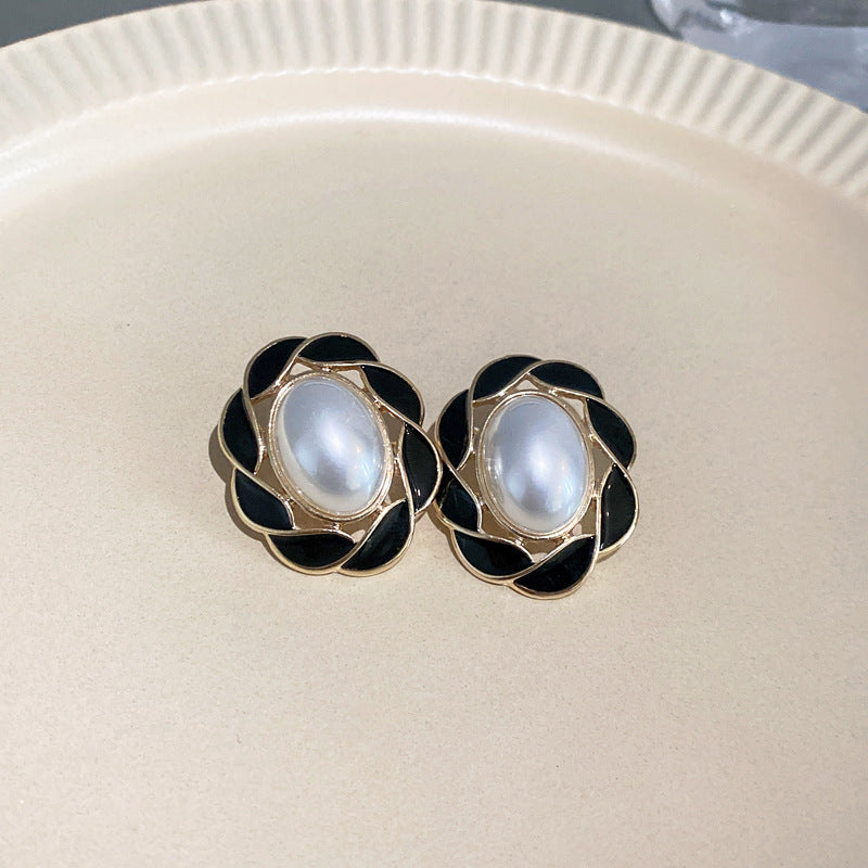 Vintage Earrings Fashion Versatile Ear Jewelry Niche Light Luxury High-end Accessories