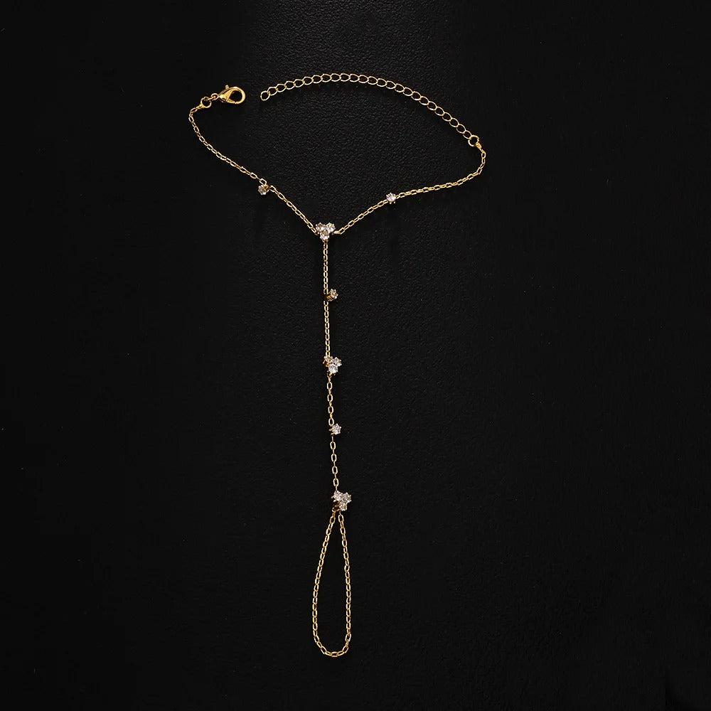 2025 Fashion Round Crystal Finger Bracelet Bangle High Quality Jewelry Intersperse Geometric Rhinestone Hand Chain Adjustable