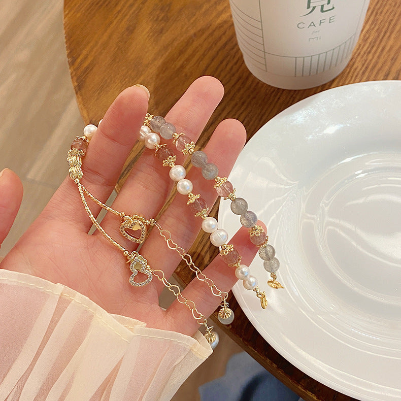 New Style Super Fairy Sweet Strawberry Crystal Bracelet Fresh Ins Gourd Pendant Bracelet String Grey Moonlight Bracelet