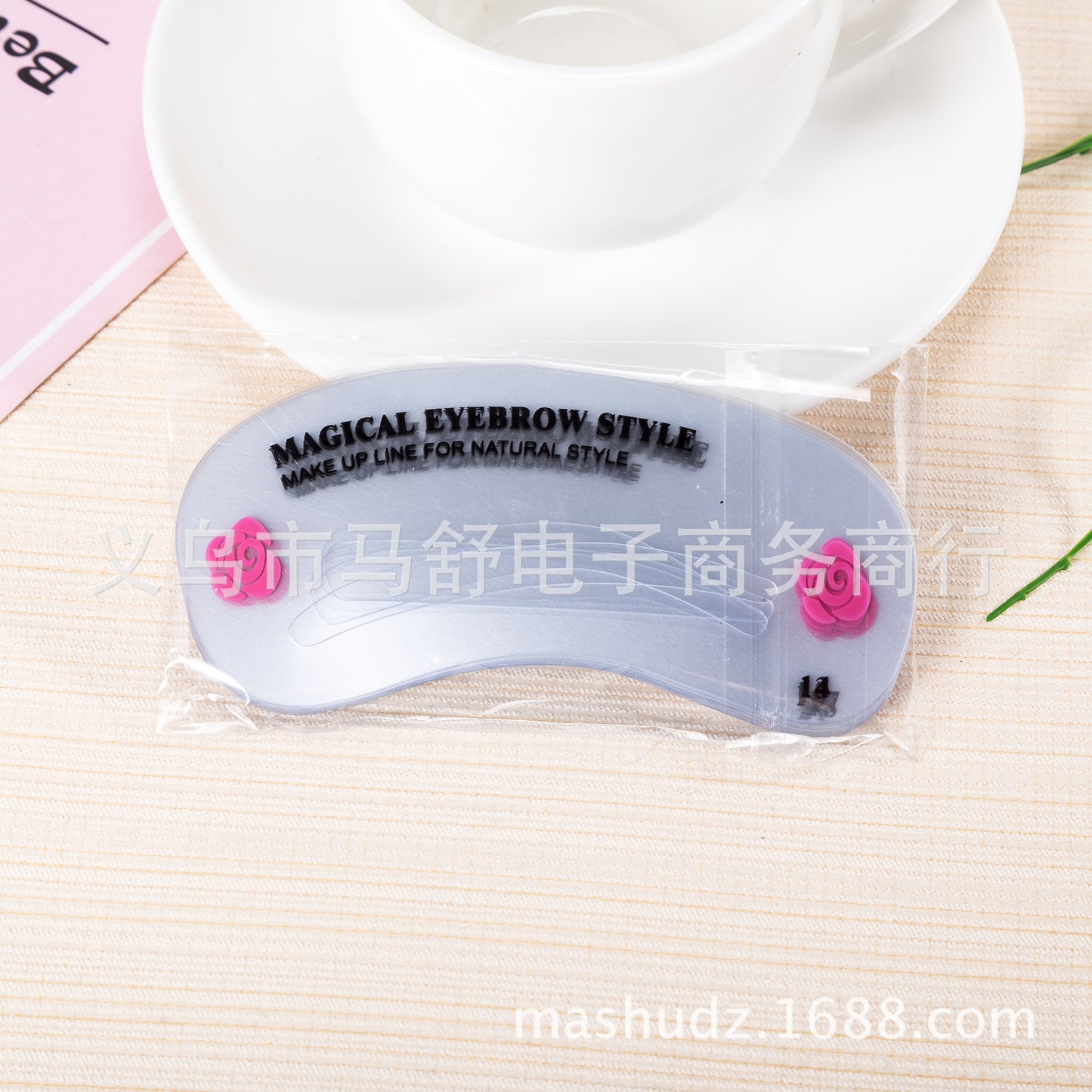 Cross-Border Hot Sale Novice Eyebrow Trimmer 24 Models Suit Eyebrow Stencil Eyebrow Stencil Beauty Tools Wholesale