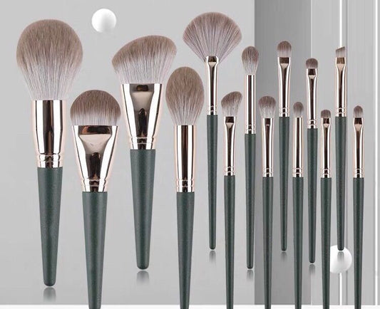 New 14 PCs Green Cloud Makeup Brushes Suit Super Soft Bristle Complete Set for Beginners Powder Brush Eye Shadow Beauty Tools