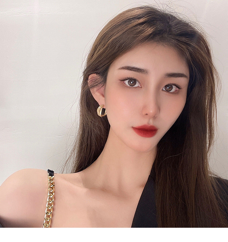 925 Silver Needle Vintage French Metal Cross Hoop Earrings Fashionable Elegant Minimalist Style Earrings with a Sense of Design