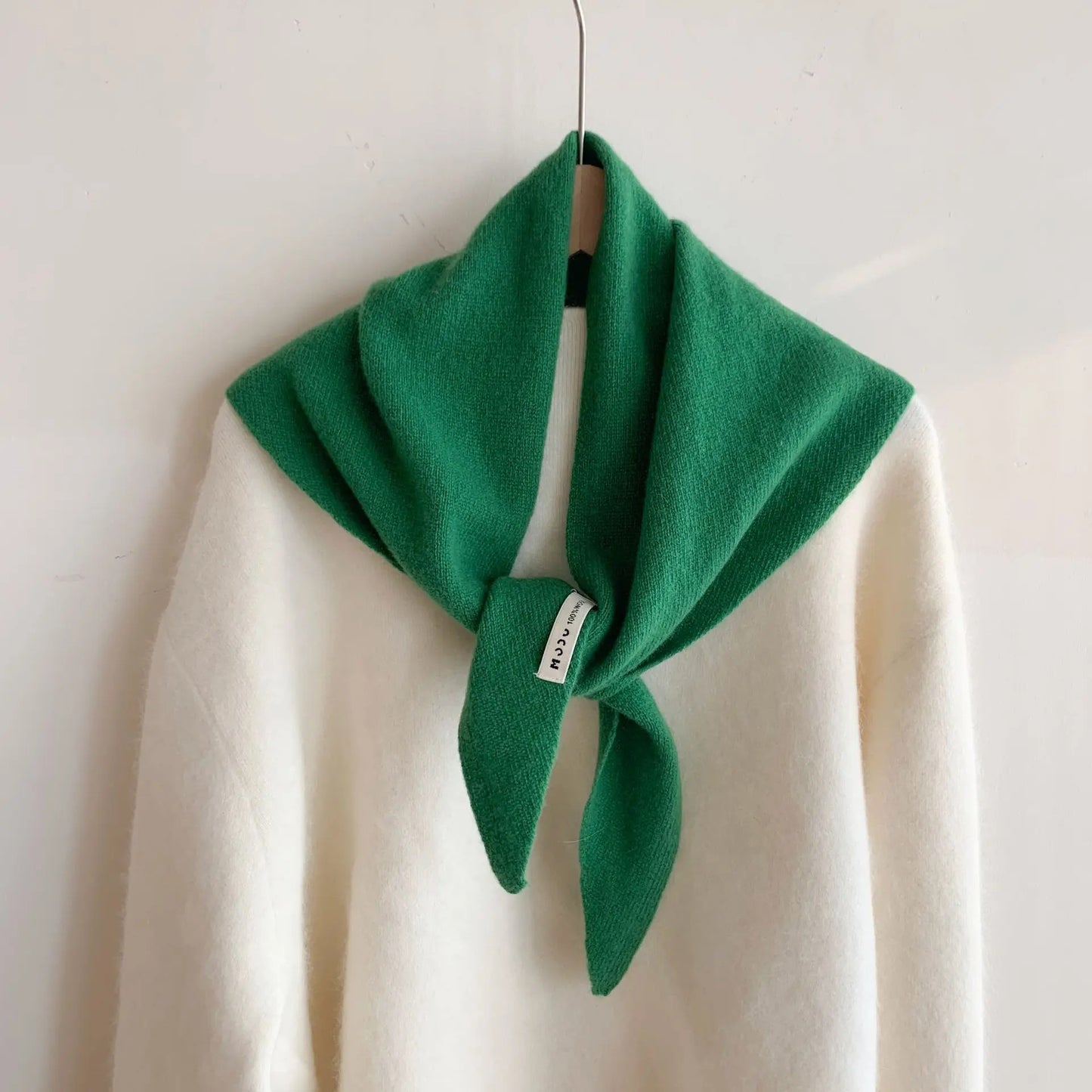 British Korean Triangle Scarf  Niche Wool  Triangular Scarf Women Headscarf Knitted Scarf Multi-functional Warm Knitted Scarf