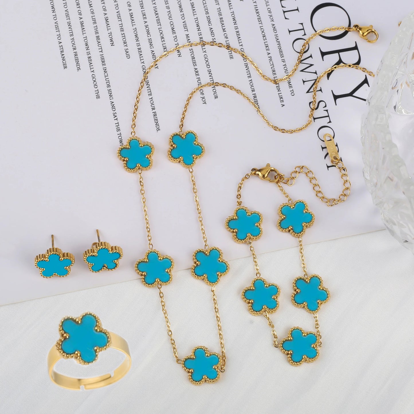 Classic Luxury 4pcs Stainless Steel Bracelet Necklace Earrings Ring Five Leaf Flower Jewelry Set for Women Party Jewelry Clover