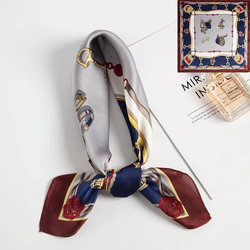 Luxury Popular Stripe Square Silk Scarf Women Headcloth Four Seasons Sunscree Fashion Letter Silk Scarves bandanna foulard