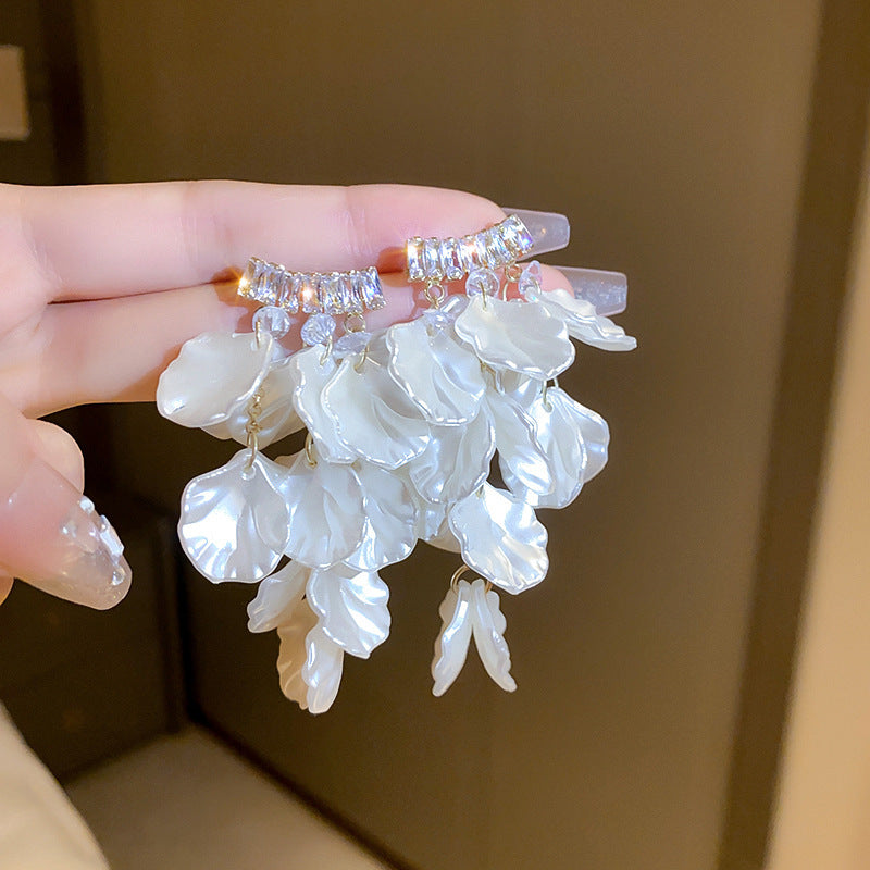 Silver Needle Inlaid with Diamonds and Pearls Flower Tassel Earrings Niche Style Atmosphere Earrings Fashionable Light Luxury High-end Earrings