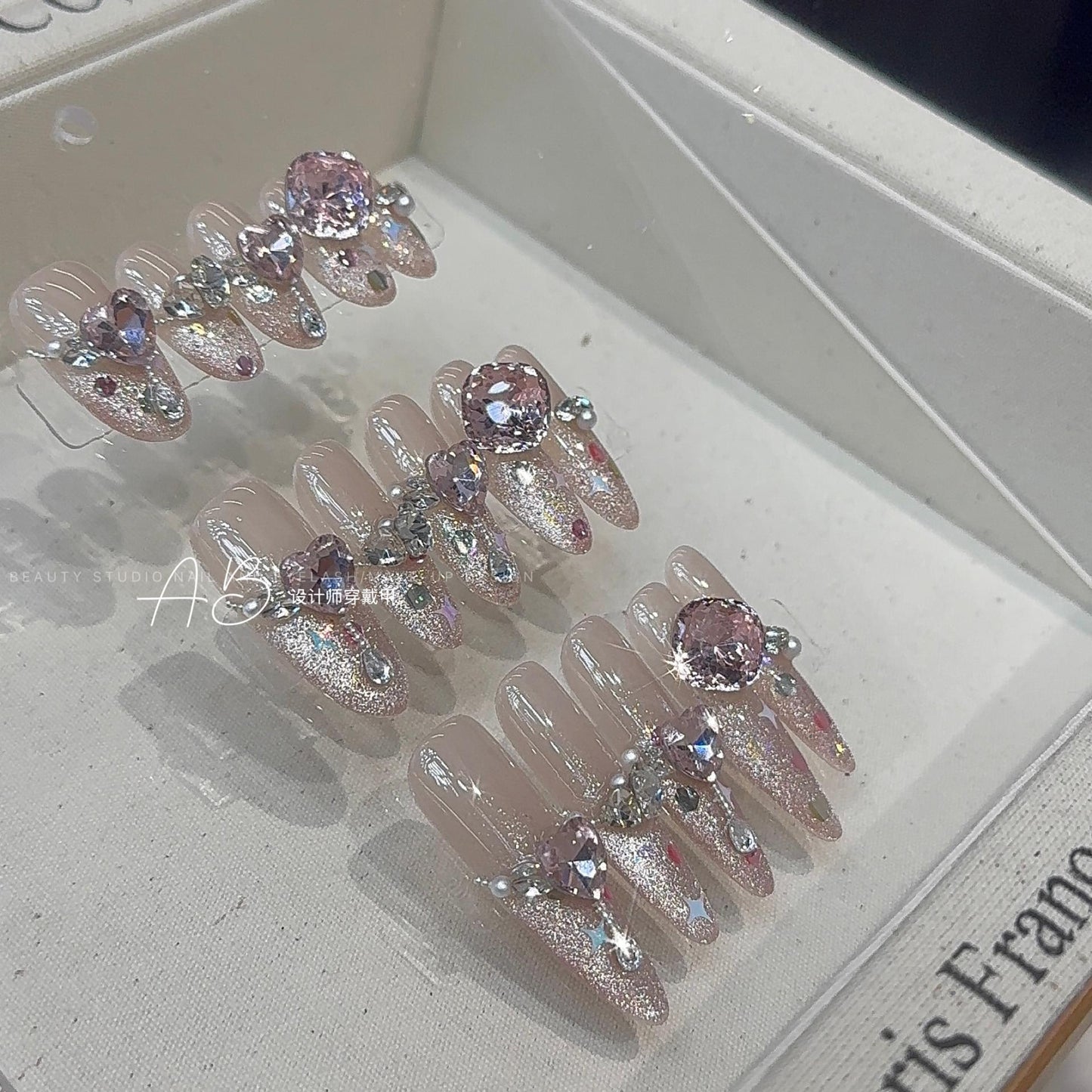 [Melody] Original Style Please Do Not Steal Pictures Pink Cat Eye Advanced French Cat Eye K9 Handmade Wear Armor