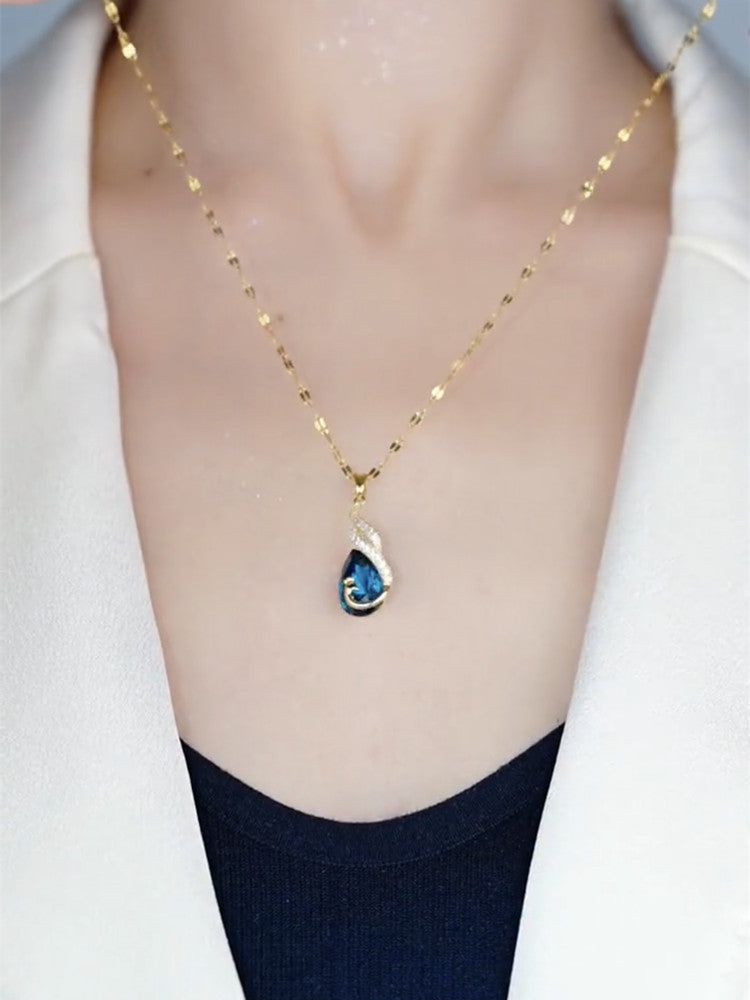 Blue Peacock Crystal Necklace for Women New Short Clavicle Chain Choker