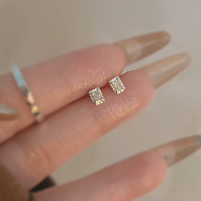 925 Silver Needle Love Butterfly Gravel Fashionable and Versatile Earrings Niche Unique Design Pearl Flower Earrings Earrings