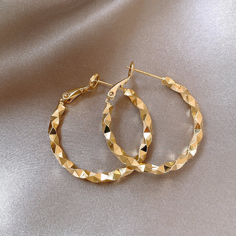 Simple Heart Circle Earrings Fashion Versatile Geometric Ear Clips Ear Studs Light Luxury High-end Feel Earrings for Women
