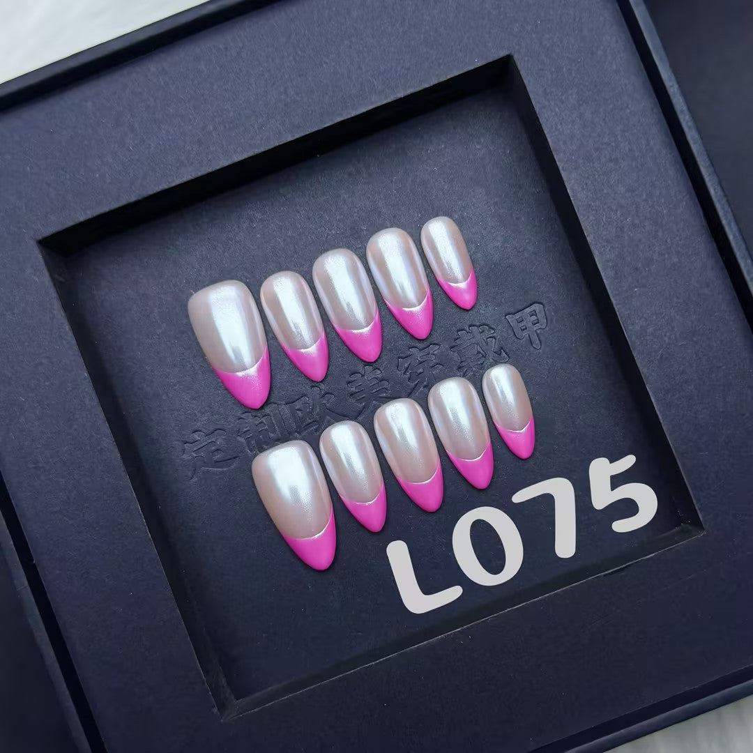 Color Block Hot Girl Style Finished Nail Art Nail Tips European and American Cross-Border Exclusive Manufacturer Direct Handmade Wearable Nail Tips
