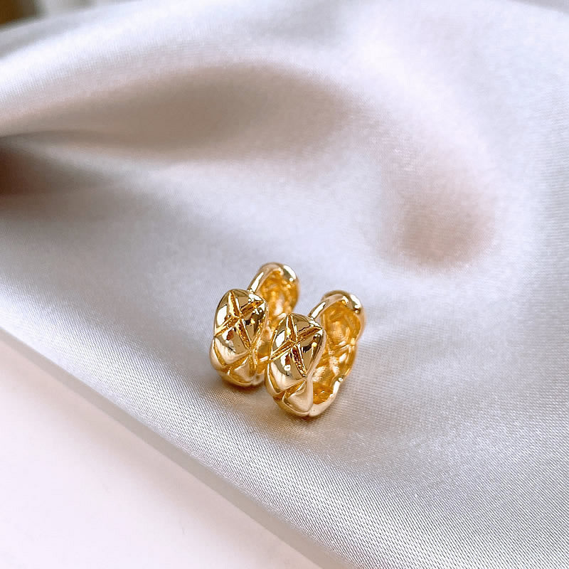 Simple Heart Circle Earrings Fashion Versatile Geometric Ear Clips Ear Studs Light Luxury High-end Feel Earrings for Women