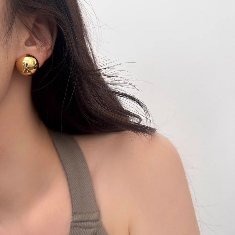 One Cold Style Simple Metal Earrings Retro High Fashion Style Texture Round Earrings