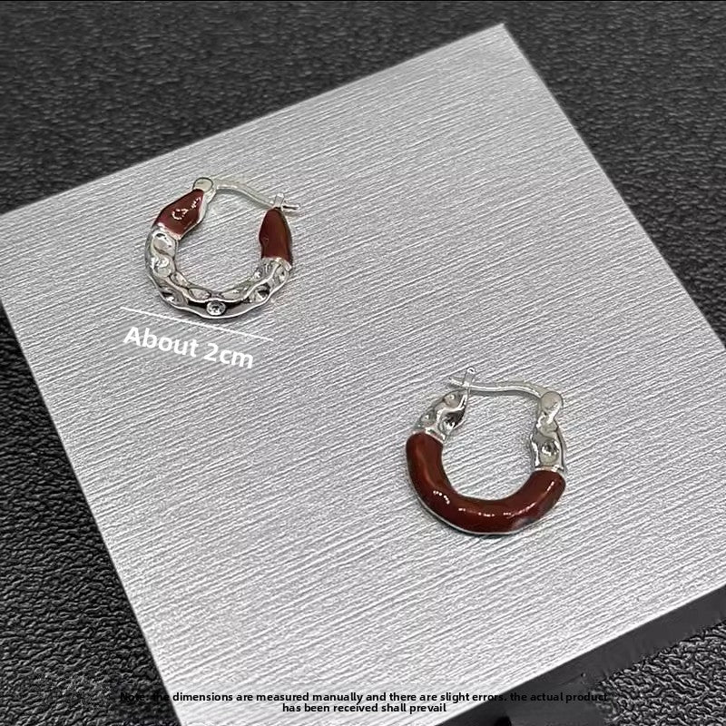 Niche Unique Red and Silver Contrast Color Irregular Circle Earrings Elegant Retro All-match High-end Ear Buckle 2025 New