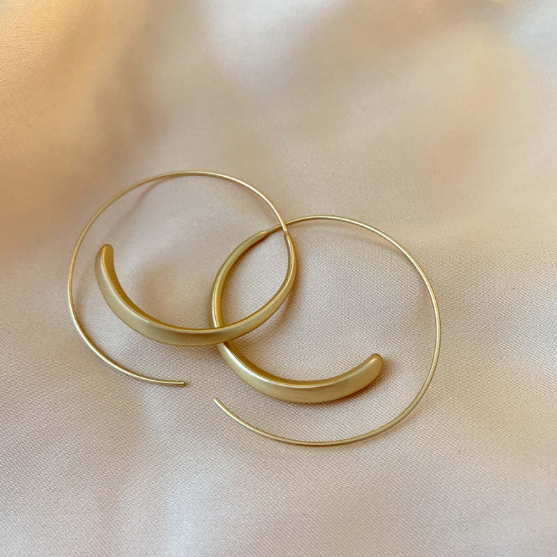 Simple Heart Circle Earrings Fashion Versatile Geometric Ear Clips Ear Studs Light Luxury High-end Feel Earrings for Women