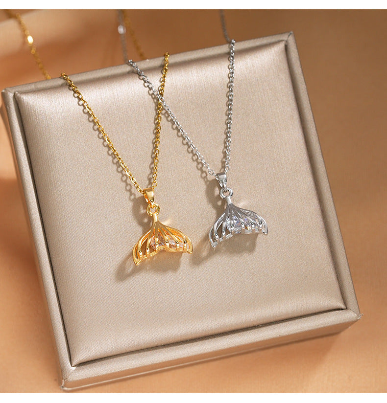 Elegant Inlaid Zircon Exquisite Titanium Steel Necklace for Women Fashionable Versatile Internet Celebrity Collarbone Chain Niche Light Luxury Jewelry