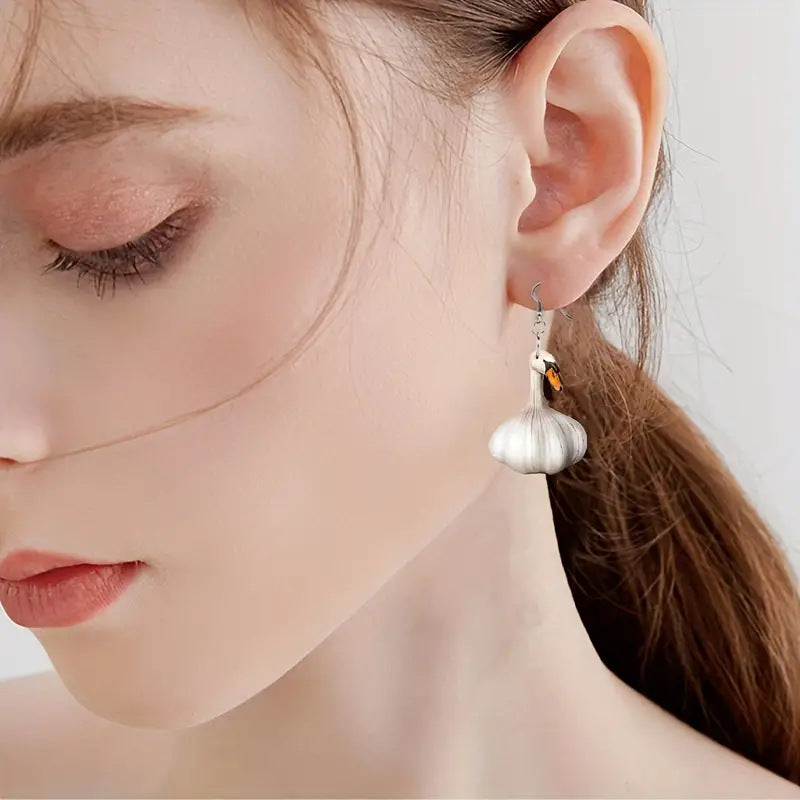 Independent Cross-border New Product Funny Creative Garlic Duck Duck Earrings for Women European and American Fashion Festival Animal Ear Accessories