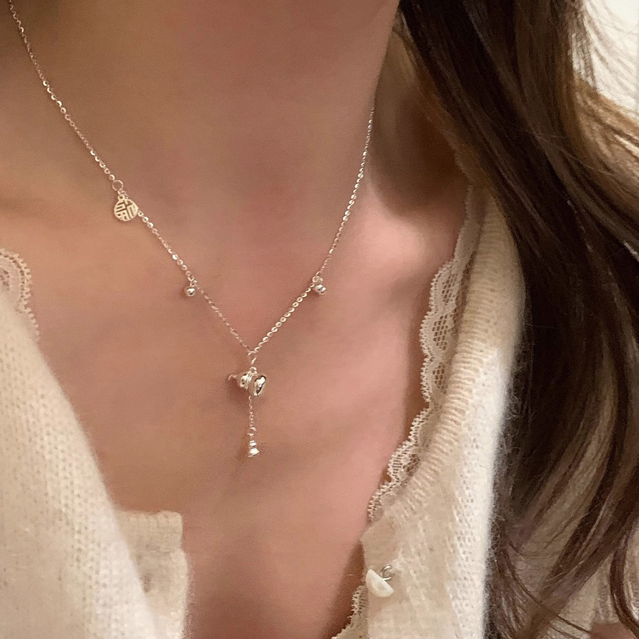 New Chinese Style S925 Sterling Silver Gourd Pendant Necklace for Women, Niche Design with High-end Tassel Collarbone Chain, New Fashion Accessory