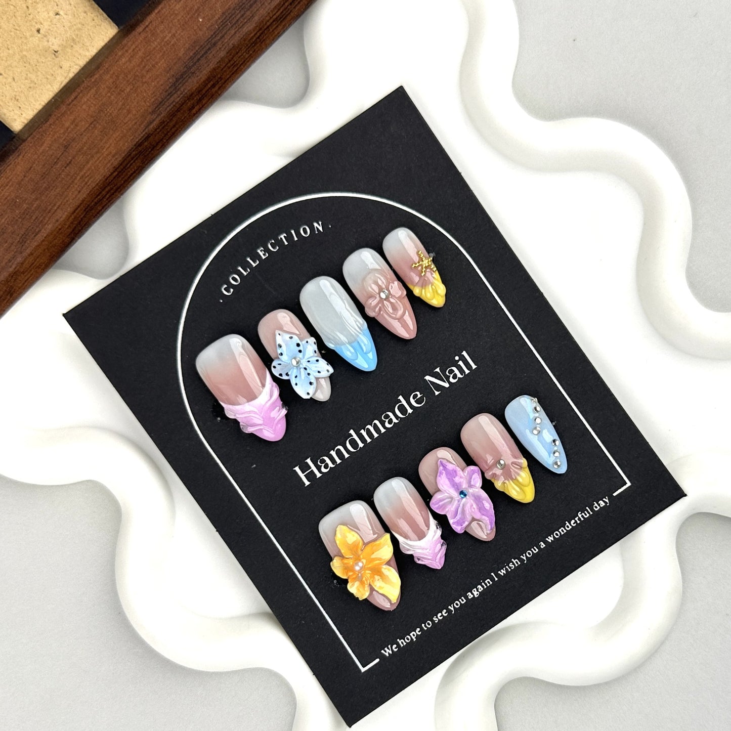 Custom Handmade Carved Petal Style European and American Cross-Border Wearable Nail Tips High-End Summer Handmade Nail Stickers
