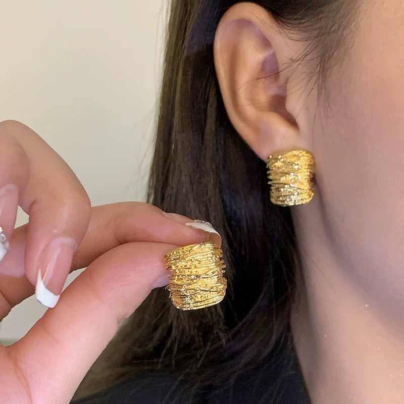 One Cold Style Simple Metal Earrings Retro High Fashion Style Texture Round Earrings