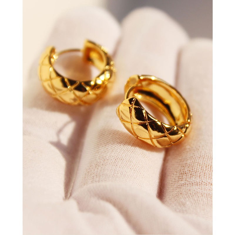 Jewelry Copper Gold-Plated Earrings Diamond Pattern Chanel Style Gold Earrings Round Versatile Ear Clips
