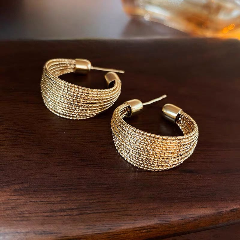 One Cold Style Simple Metal Earrings Retro High Fashion Style Texture Round Earrings