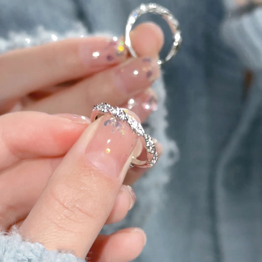 Twisted Love River Fragment Diamond Ring for Women, Niche High-End Light Luxury Ins Style Sparkling Plain Ring, Braided Open Jewelry