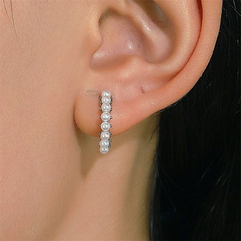 2023 New Cute Pearl Round Hoop Earrings for Women Gold Color Eardrop Minimalist Tiny Huggies Hoops Wedding Fashion Jewelry