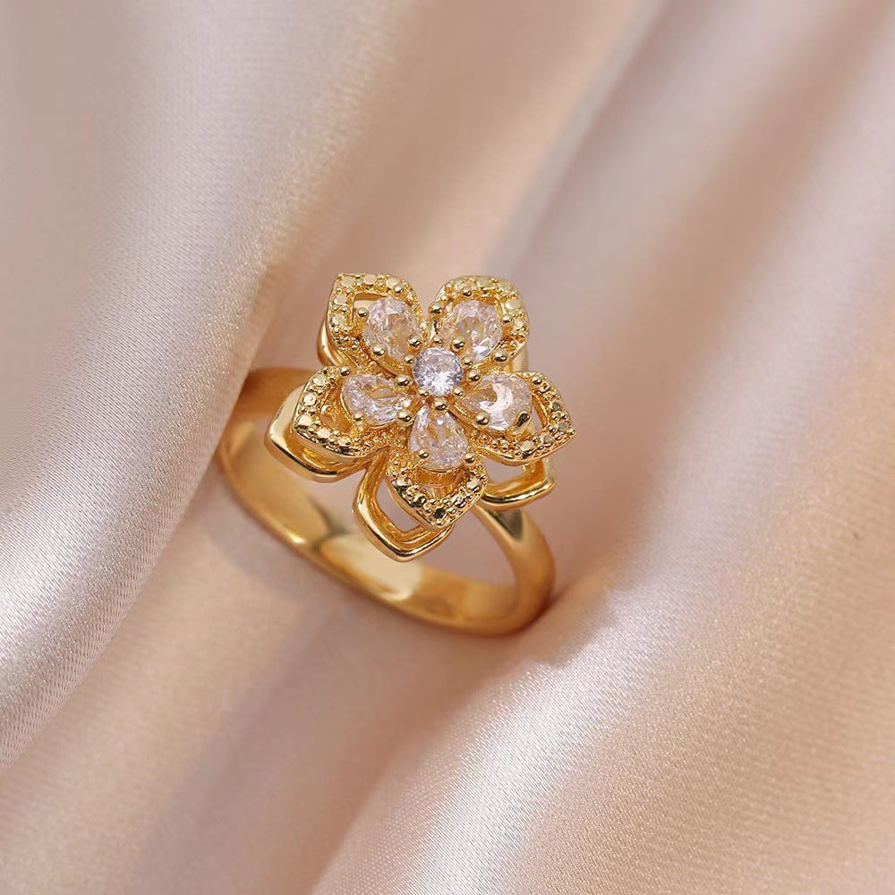 Rotating Ring for Women with Micro Paved Zircon, Elegant and Minimalist Style, Versatile Full Diamond Round Clover Ring Jewelry