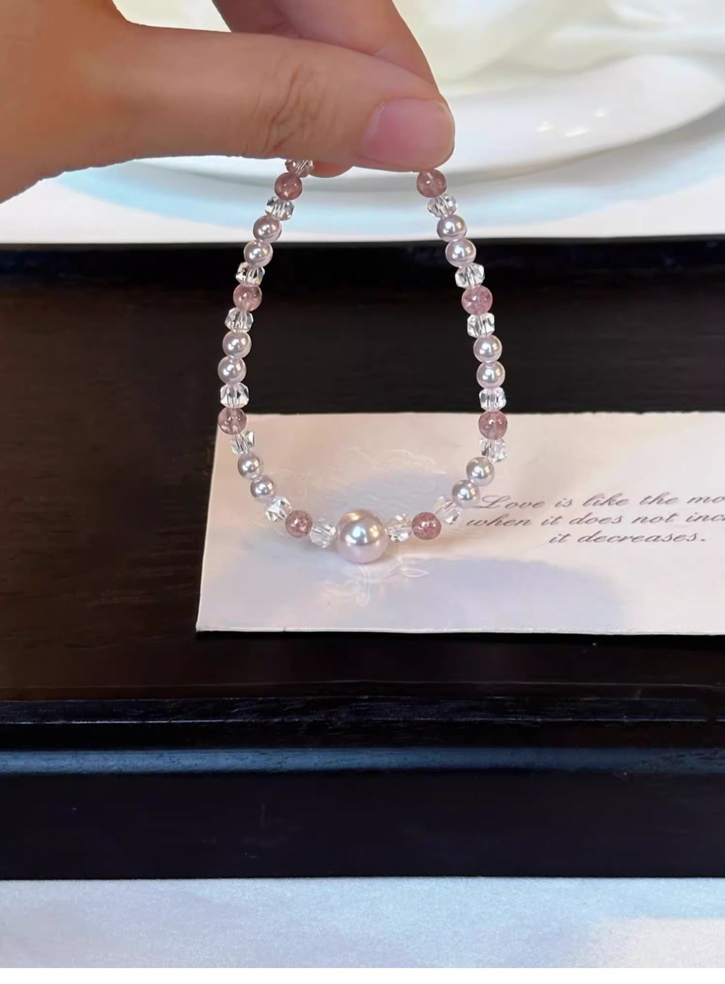 2025 New Beaded Agate Bracelet for Women, Niche Fashion, Exquisite Light Luxury, Versatile High-end Pearl Agate Bracelet