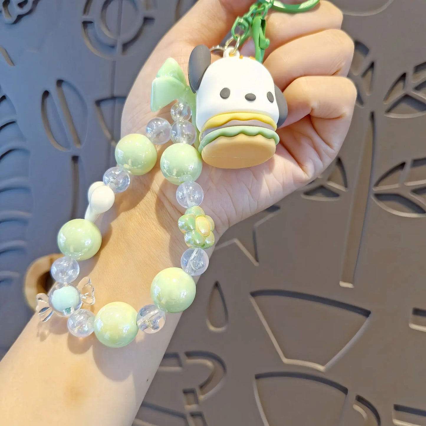 Sanrio Beaded Keychain Hello Kitty Cinnamoroll Kuromi Cute Cartoon Doll Pendant Phone Chain Keychains Bag Pendant Accessories