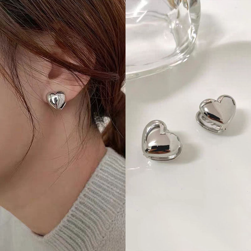 925 Silver Needle Love Butterfly Gravel Fashionable and Versatile Earrings Niche Unique Design Pearl Flower Earrings Earrings