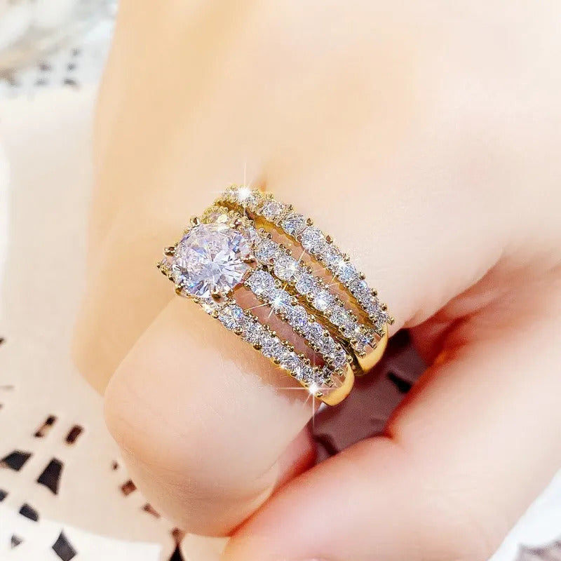 Huitan Trendy Hollow Set Rings Full Bling Iced Out CZ Stone Luxury Women Wedding Engagement Rings 2Pcs Set Jewelry Drop Shipping