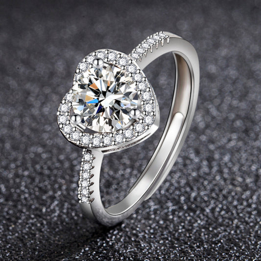 Zircon Ring Sweet Beauty Heart-shaped Hollow Ring 1 karat Moissanite Love Ring