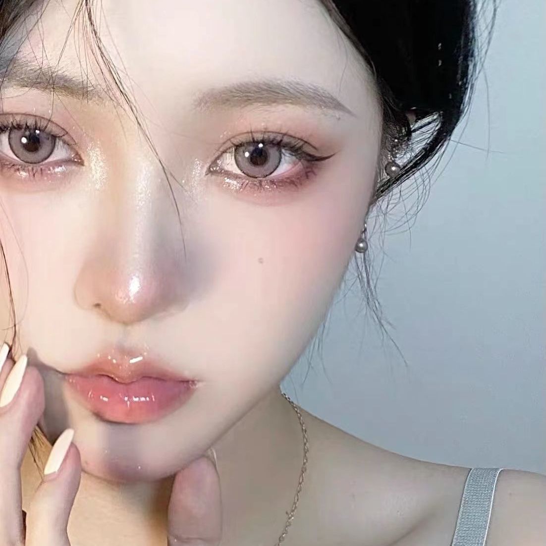 Diamond in the Debris Tear Feeling ~ Ultra-Fine Flash Waterproof Sweat-Proof Liquid Eyeliner Brightening Pearlescent Eye Shadow Pen Long Lasting Non Smudge