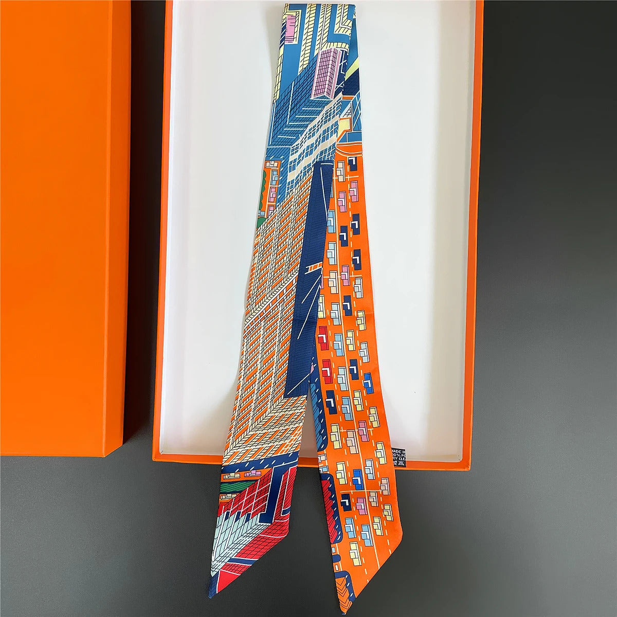 Brand Design Twill 100% Silk Scarf Luxury Fashion Scarf Women Foulard Skinny Bag Scarves New Hot Neckerchief Hair Headband