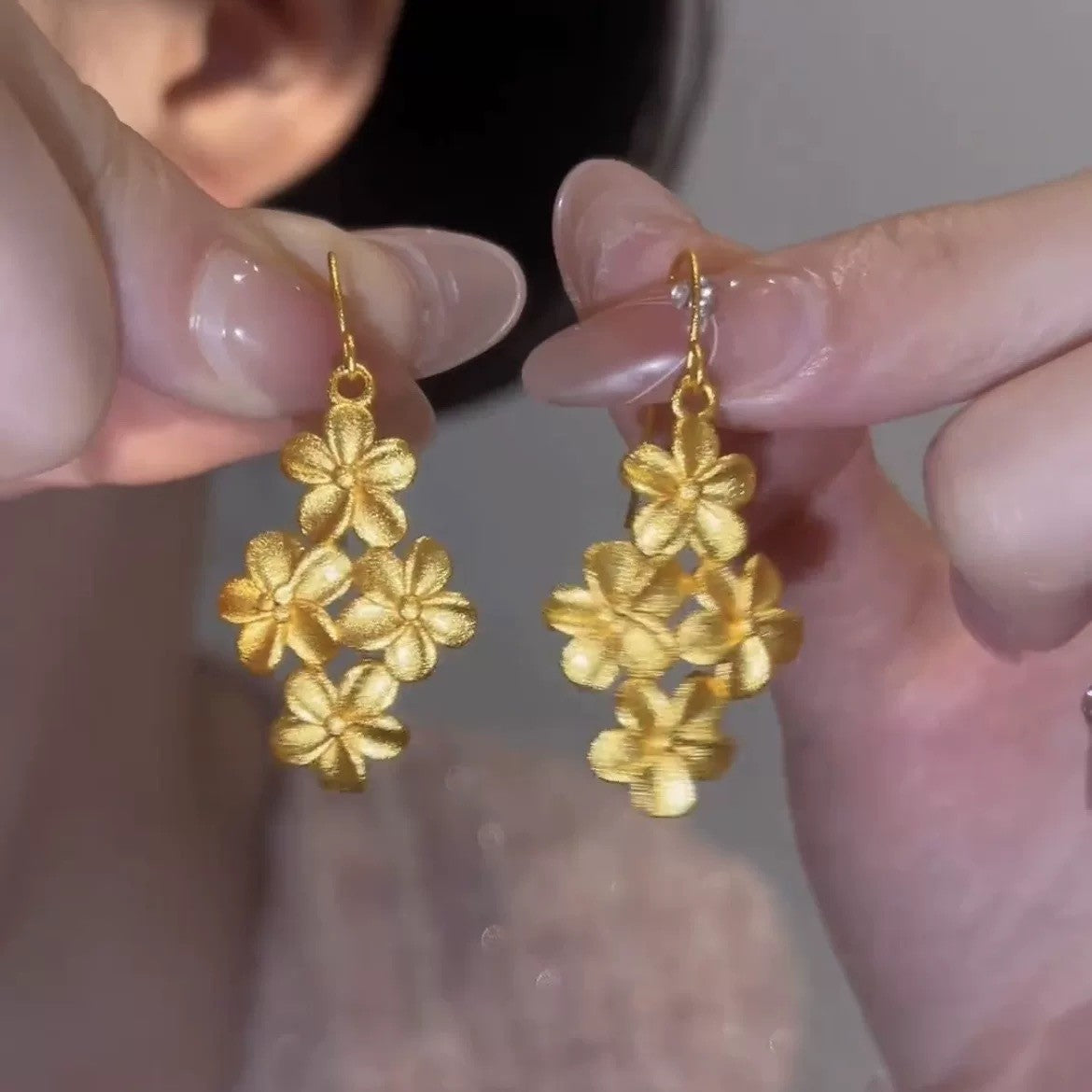 One Cold Style Simple Metal Earrings Retro High Fashion Style Texture Round Earrings