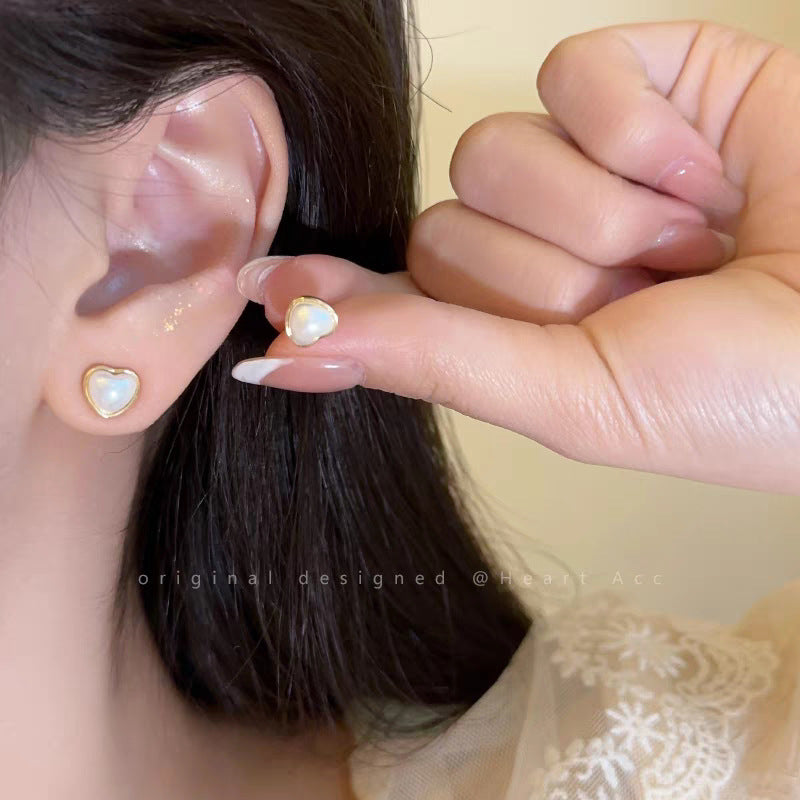 925 Silver Needle Love Butterfly Gravel Fashionable and Versatile Earrings Niche Unique Design Pearl Flower Earrings Earrings