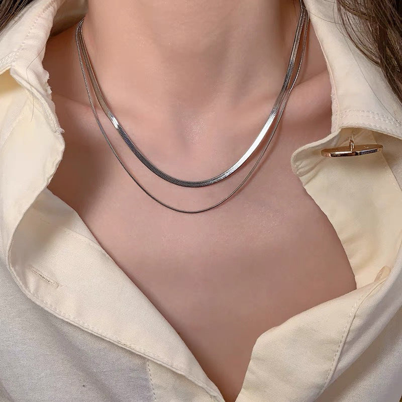 Titanium Steel No Fading! Double Layer Twin Snake Bone Fine Necklace Female Special-Interest Design High-Grade Sensory Chain Lock Sweet Cool Bone Chain