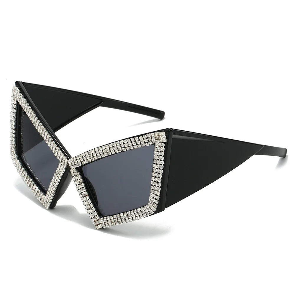 Vintage Super Big Full Crystal Cat Eye Sunglasses Women New Fashion Rhinestones Shiny Sun Glasses Ladies Oversized Bow Shades
