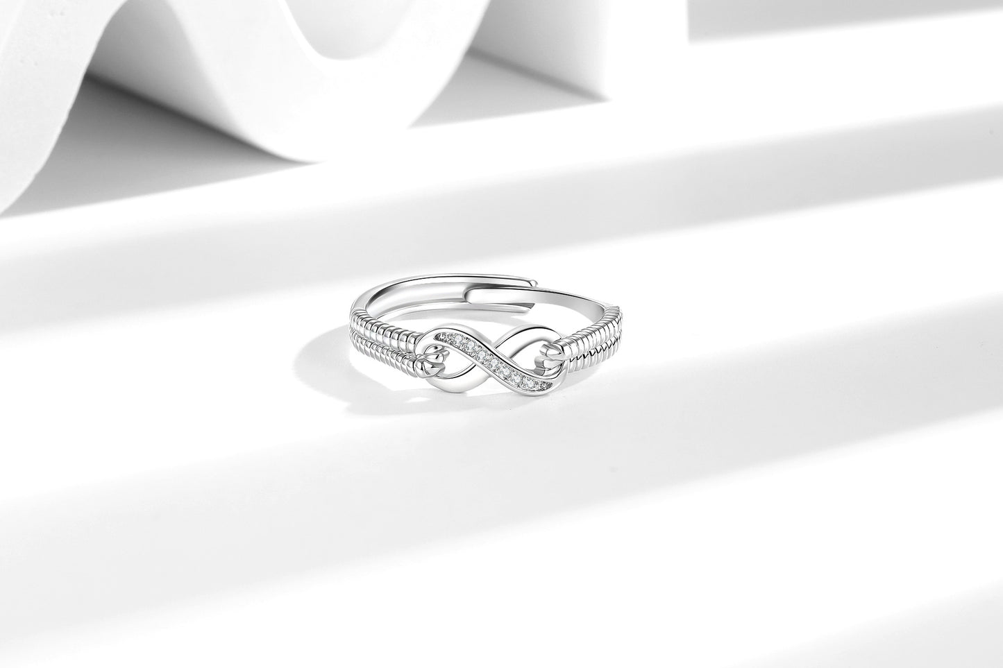 Amazon European and American Fashion Women's Engagement Ring Wish Hot Sale Personalized Creative Diamond-Encrusted Figure-8 Ring Wholesale