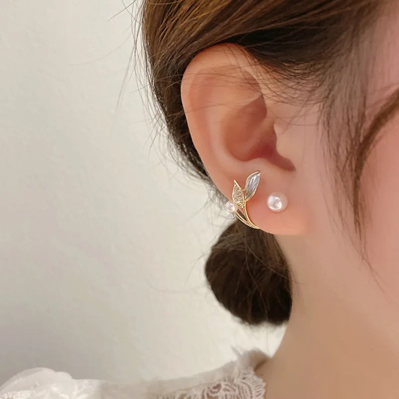 Trendy Geometric Stud Earrings for Women Classic Elegant Cute Imitation Pearl Leaf Small Stud Earring Wedding Jewelry