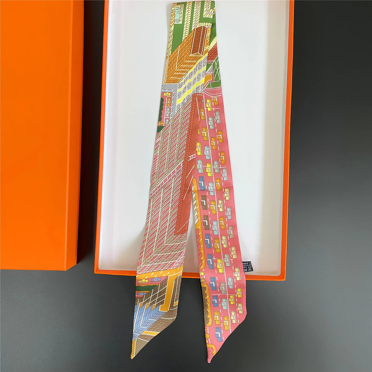 Brand Design Twill 100% Silk Scarf Luxury Fashion Scarf Women Foulard Skinny Bag Scarves New Hot Neckerchief Hair Headband