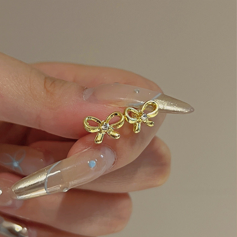 925 Silver Needle Love Butterfly Gravel Fashionable and Versatile Earrings Niche Unique Design Pearl Flower Earrings Earrings