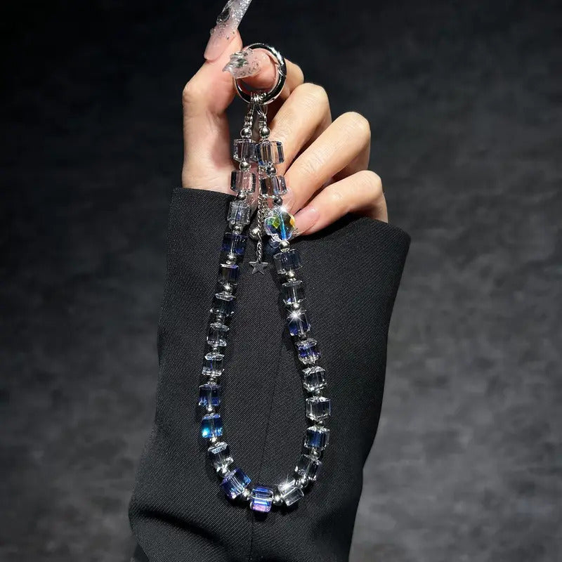 Glitter Diamond Short Mobile Phone Lanyard Sugar Crystal Beaded Mobile Phone Chain Phone Charm Cool Lanyard