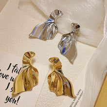 Earrings Pearl Style Elegant High-end Drop Earrings Sophisticated Heart-shaped Earrings Simple Internet Celebrity Ear Jewelry 925 Silver Needle