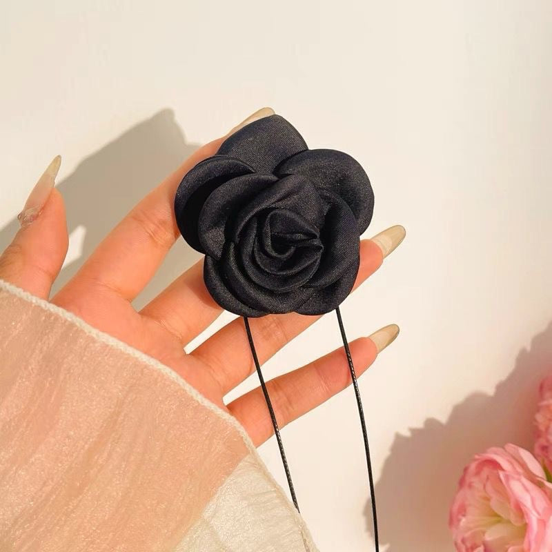 Black and White Flower Necklace Rose choker Neck Flower Neckband Necklace for Women Camellia Collarbone Chain