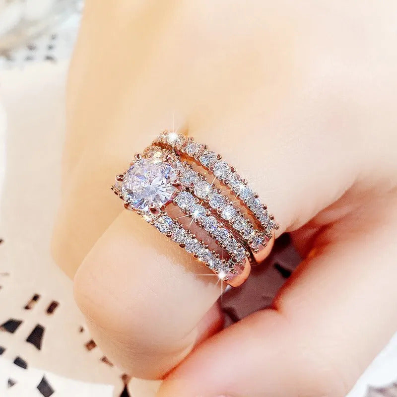 Huitan Trendy Hollow Set Rings Full Bling Iced Out CZ Stone Luxury Women Wedding Engagement Rings 2Pcs Set Jewelry Drop Shipping